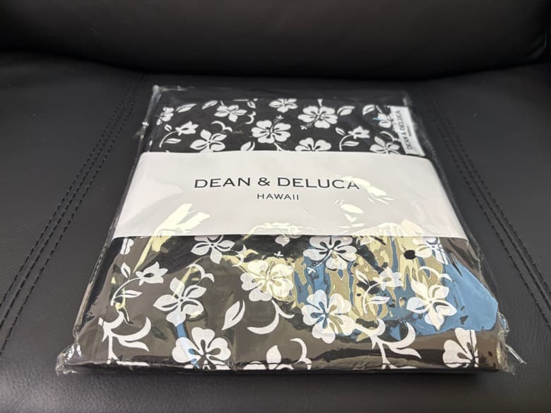 DEAN & DELUCA HAWAII ハイビスカス柄エプロン - 商品写真 2/3
