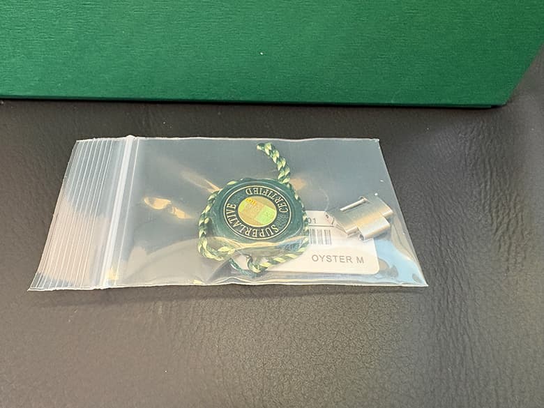 ロレックスの象徴的なモデル エクスプローラーの腕時計 - 商品写真 9/10