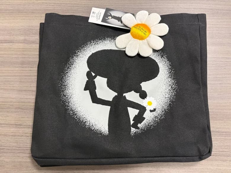 PEACEMINUSONE × TOY STORY "THE FIRST FAN" キャンバストートバッグ ブラック Jessie