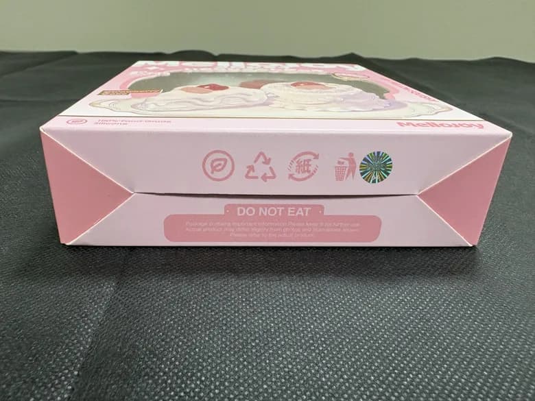Mellojoy(メロジョイ)いちごショートケーキ ホール スクイーズ - 商品写真 4/4