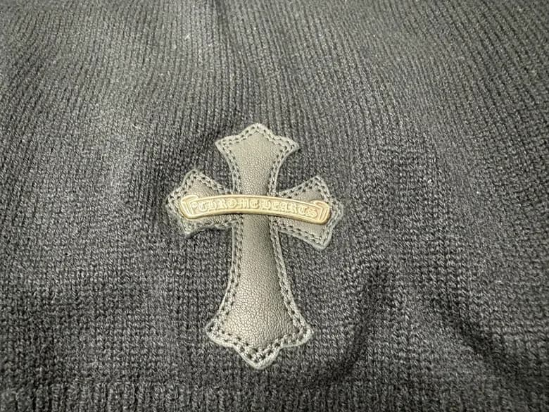 CHROME HEARTS クロスレザーパッチ ニットパーカー - 商品写真 2/9