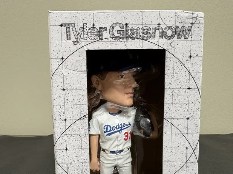 Tyler Glasnow Los Angeles Dodgers ボブルヘッド - 商品写真 6/7