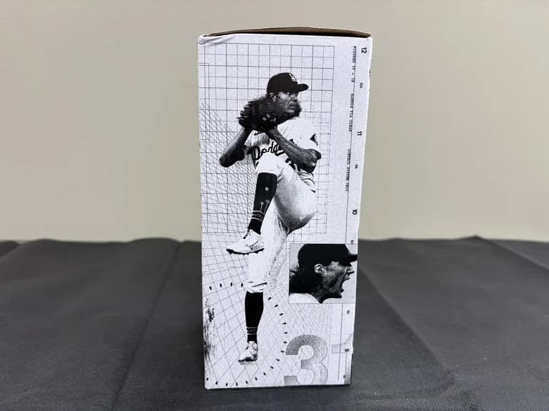 Tyler Glasnow Los Angeles Dodgers ボブルヘッド - 商品写真 5/7