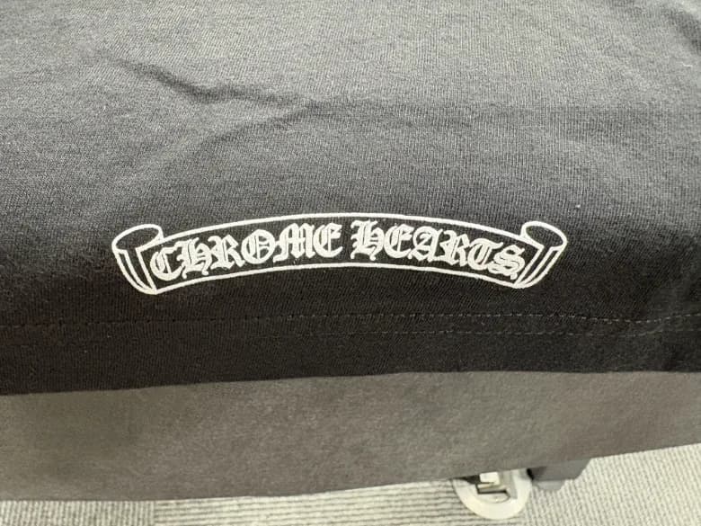 Tシャツ ブラック - 商品写真 8/8