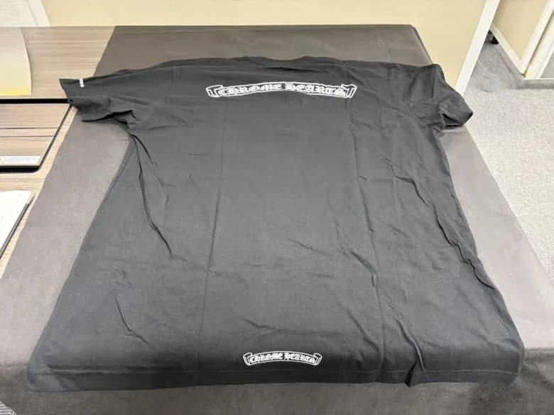 Tシャツ ブラック - 商品写真 7/8