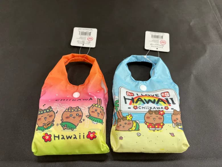 折りたたみ 日焼け ちいかわ ハワイ限定 ハワイアンエコバック - 商品写真 5/7