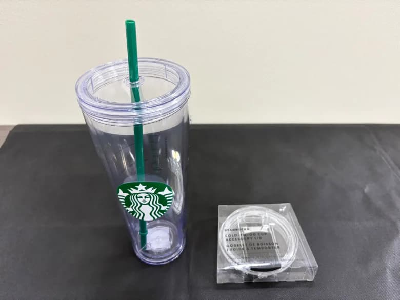 ストロータンブラー 透明 ハワイ現地で入手