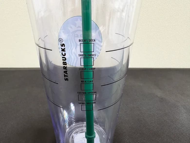 ストロータンブラー 透明 ハワイ現地で入手 - 商品写真 4/5