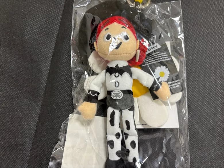 PEACEMINUSONE × TOY STORY "THE FIRST FAN" ジェシー ぬいぐるみマスコット